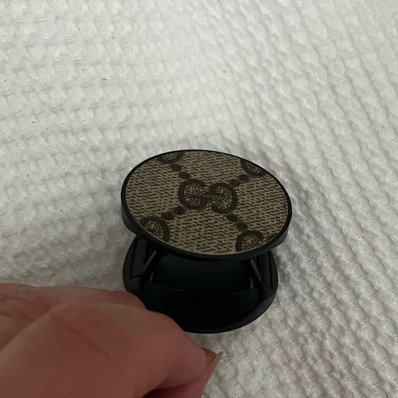 Gucci UPCYCLED Phone Pop - Picture 3 of 4